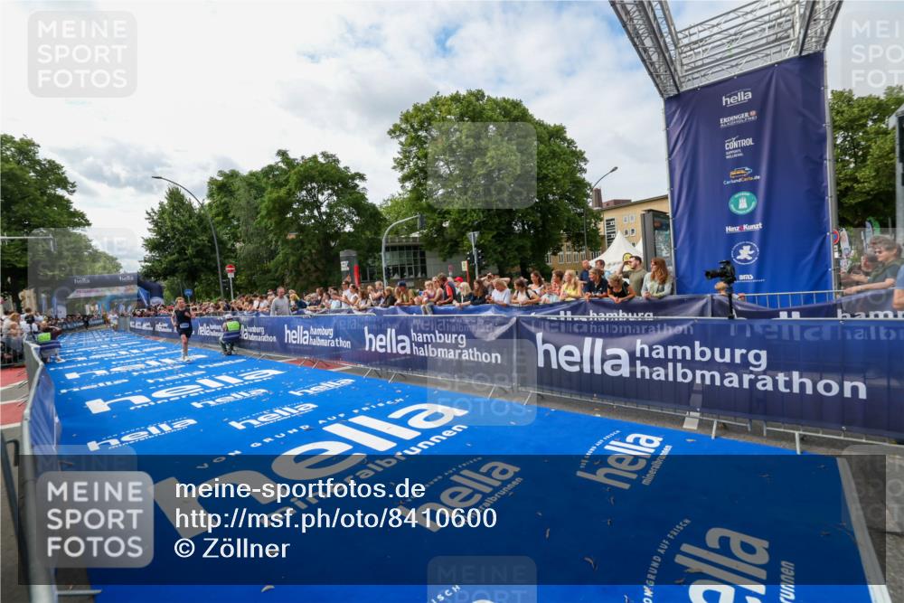 29.06.2025 - hella hamburg halbmarathon Zöllner http://msf.ph/oto/8410600 29.06.2025 10:20:47 Ziel 14360, 16988 meine-sportfotos.de