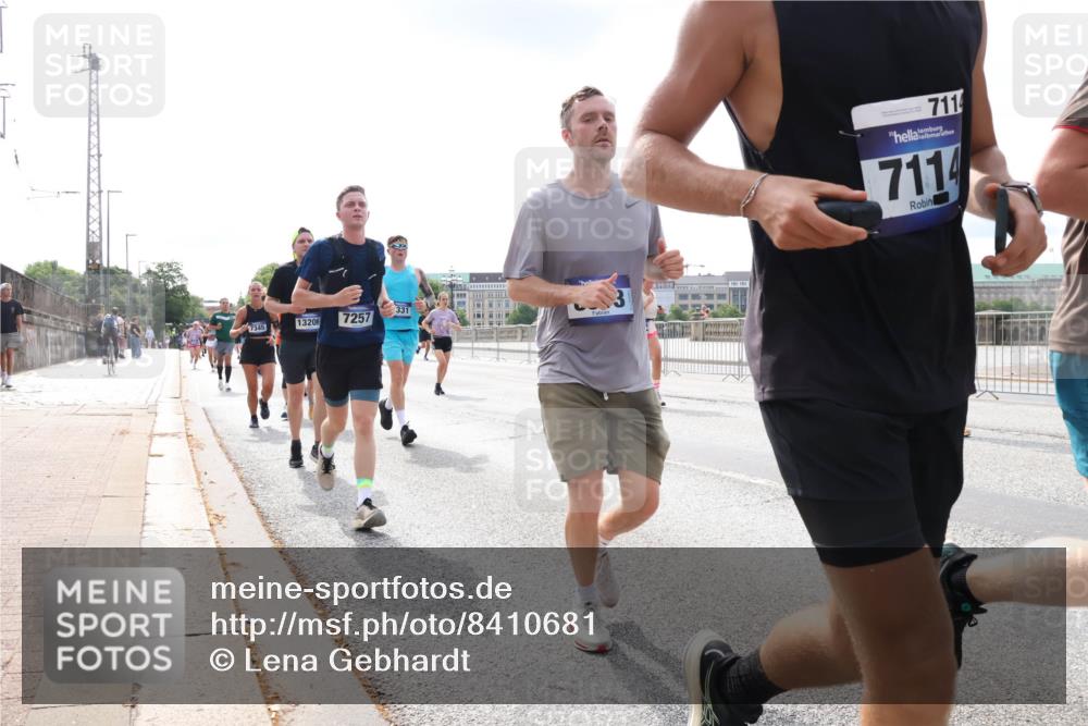 29.06.2025 - hella hamburg halbmarathon Lena Gebhardt http://msf.ph/oto/8410681 29.06.2025 10:17:03 Lombardsbrücke 331, 13206, 7257, 7345, 7114, 7114, 1083, 1117, 1137, 1240, 1298, 1331, 1348, 1356, 1403, 1477, 1553, 1602, 1825, 2225, 2347, 2908, 2912, 3088, 3176, 3210, 3450, 3464, 3466, 3622, 5023, 5036, 5037, 5390, 5929, 5930, 5995, 6126, 6128, 6328, 6522, 6742, 6941, 6948, 7114, 7115, 7257, 7345, 7360, 7376, 7445, 7647, 7924, 7928, 7945, 8253, 8263, 8317, 8513, 8558, 8619, 8857, 8983, 9091, 9152, 9208, 9259, 9332, 9492, 9664, 9676, 10232 meine-sportfotos.de