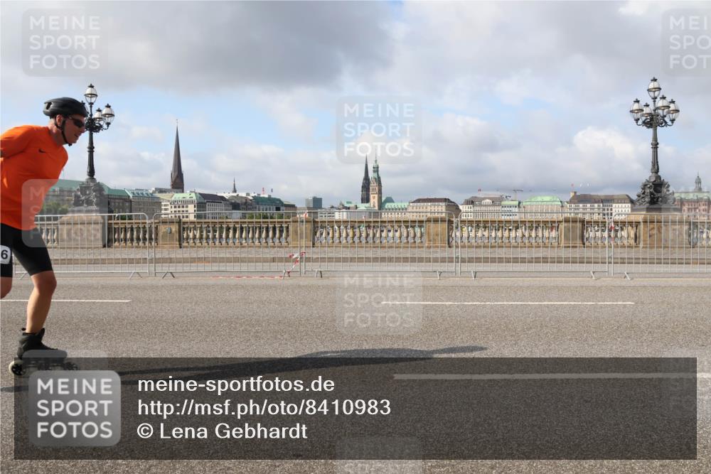 29.06.2025 - hella hamburg halbmarathon Lena Gebhardt http://msf.ph/oto/8410983 29.06.2025 08:55:19 Lombardsbrücke  meine-sportfotos.de