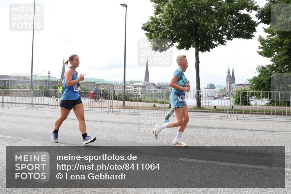 29.06.2025 - hella hamburg halbmarathon Lena Gebhardt http://msf.ph/oto/8411064 29.06.2025 10:25:17 Lombardsbrücke 808, 1464, 1093, 1627, 1740, 2000, 2108, 2249, 2278, 3920, 3961, 3963, 4008, 4010, 4444, 5126, 5564, 5814, 6869, 7778, 8083, 8962, 9573, 9811, 9927, 10845, 10846, 11157, 11400, 11662, 11921, 13510, 13842, 14086, 14649, 15016, 15119, 15153, 15283, 15679, 15942, 16421, 16422, 17185, 17954, 18194, 18198 meine-sportfotos.de