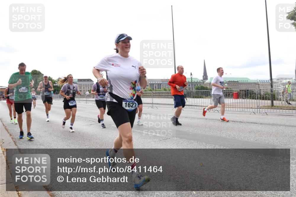 29.06.2025 - hella hamburg halbmarathon Lena Gebhardt http://msf.ph/oto/8411464 29.06.2025 10:25:24 Lombardsbrücke 1642, 11921, 16421, 3961, 3963, 1627, 1093, 1305, 1627, 1740, 2000, 2278, 3343, 3920, 3961, 3963, 5028, 5564, 5814, 6869, 7778, 8083, 8962, 9573, 9811, 9927, 10845, 10846, 11157, 11400, 11662, 11921, 13510, 13653, 13842, 14086, 14649, 14936, 15016, 15119, 15153, 15283, 15679, 15942, 16421, 16422, 17185, 17954, 18194, 18198 meine-sportfotos.de