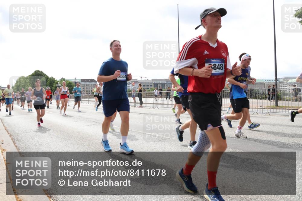 29.06.2025 - hella hamburg halbmarathon Lena Gebhardt http://msf.ph/oto/8411678 29.06.2025 10:41:52 Lombardsbrücke 16364, 8004, 95, 3848, 1039, 1314, 1509, 1536, 1542, 1623, 1648, 1712, 1752, 2145, 2153, 2258, 2523, 2974, 3276, 3326, 3344, 3459, 3460, 3568, 3623, 4329, 4415, 4541, 4610, 4735, 4736, 4787, 5432, 5671, 5942, 6136, 6137, 6153, 6320, 6430, 6436, 6450, 6618, 6793, 6837, 6846, 6894, 7022, 7023, 7477, 7955, 7968, 8004, 8162, 8163, 8300, 8301, 8443, 8848, 8897, 8908, 9008, 9223, 9467, 9588, 10027, 10348, 10483, 10623, 11011, 11166 meine-sportfotos.de