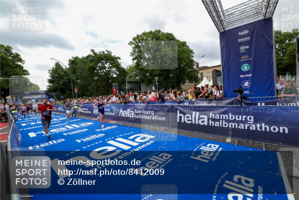 29.06.2025 - hella hamburg halbmarathon Zöllner http://msf.ph/oto/8412009 29.06.2025 10:46:25 Ziel 1600, 2222, 2842, 6421, 6691, 7335, 8142, 11185, 11773, 12171, 12651, 13698, 14045, 14200, 14228, 14262, 14482, 15157, 16127, 18118, 18211, 18637, 19209 meine-sportfotos.de