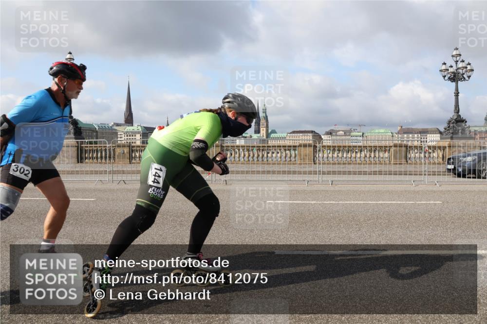 29.06.2025 - hella hamburg halbmarathon Lena Gebhardt http://msf.ph/oto/8412075 29.06.2025 08:55:33 Lombardsbrücke 302, 144 meine-sportfotos.de