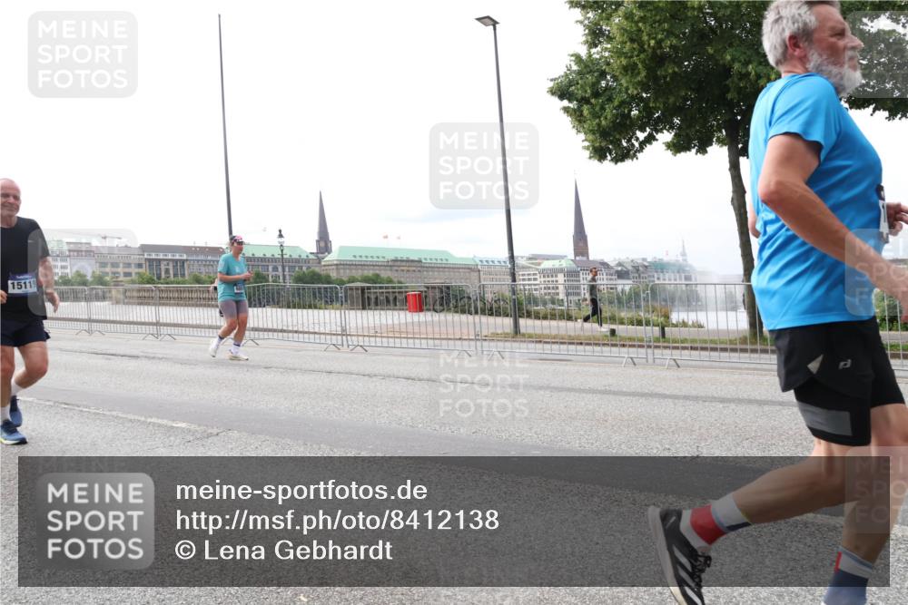 29.06.2025 - hella hamburg halbmarathon Lena Gebhardt http://msf.ph/oto/8412138 29.06.2025 10:25:34 Lombardsbrücke 15119, 1093, 1305, 1479, 1481, 1627, 2000, 2278, 3343, 3765, 3920, 3961, 3963, 4378, 4797, 5028, 5564, 5814, 6869, 8083, 8881, 8962, 9811, 9927, 10104, 10845, 10846, 11157, 11662, 11699, 11921, 12074, 12505, 13510, 13653, 13842, 14086, 14936, 15016, 15119, 15283, 15679, 16289, 16354, 16381, 16421, 16422, 16927 meine-sportfotos.de