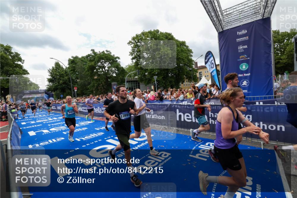 29.06.2025 - hella hamburg halbmarathon Zöllner http://msf.ph/oto/8412215 29.06.2025 10:46:34 Ziel 4237, 4497, 5459, 6978, 8482, 8981, 9232, 9386, 9529, 9786, 12891, 13525, 14228, 14482, 15157, 15206, 17281, 17461, 18882, 19209 meine-sportfotos.de
