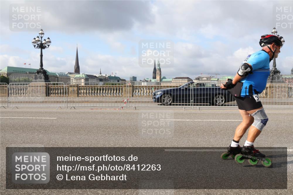 29.06.2025 - hella hamburg halbmarathon Lena Gebhardt http://msf.ph/oto/8412263 29.06.2025 08:55:33 Lombardsbrücke 02 meine-sportfotos.de