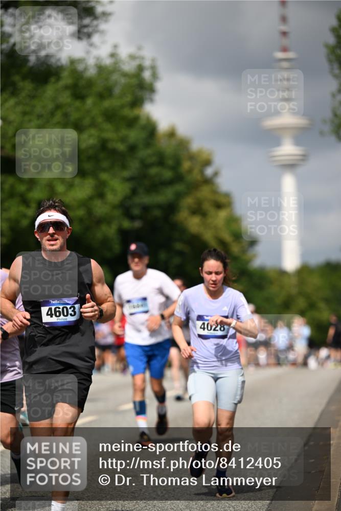 29.06.2025 - hella hamburg halbmarathon Dr. Thomas Lammeyer http://msf.ph/oto/8412405 29.06.2025 10:43:23 Kennedybrücke 1451, 1856, 1883, 2092, 2498, 2524, 2534, 2660, 3216, 3307, 3726, 4028, 4410, 4603, 4964, 5617, 5684, 5735, 6112, 7263, 7341, 7350, 7589, 7684, 7815, 8783, 10315, 10604, 10696, 11059, 11129, 11313, 11382 meine-sportfotos.de