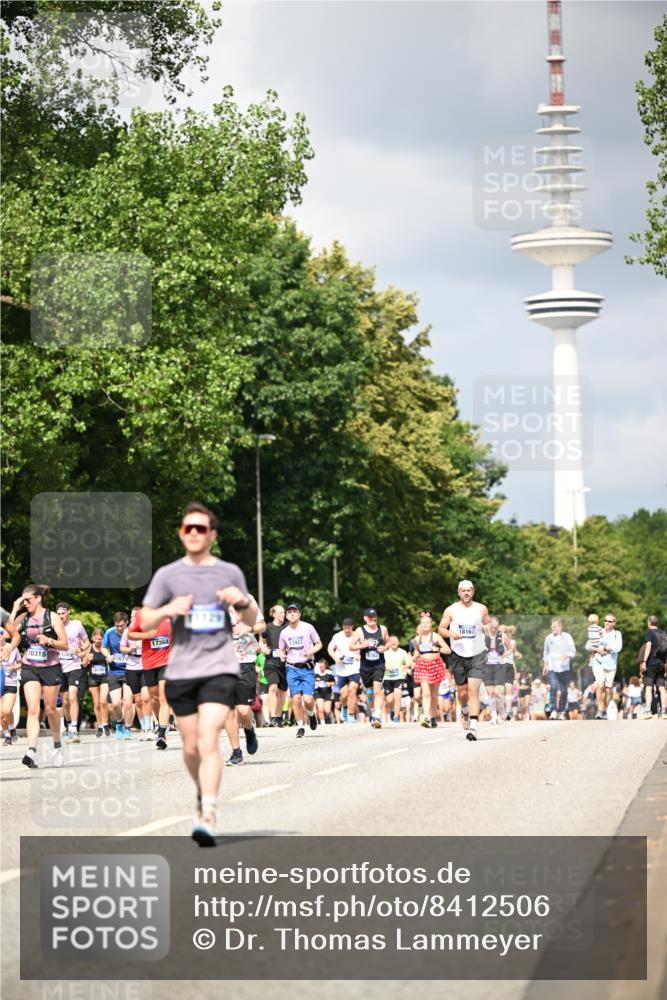 29.06.2025 - hella hamburg halbmarathon Dr. Thomas Lammeyer http://msf.ph/oto/8412506 29.06.2025 10:43:27 Kennedybrücke 1451, 1856, 1883, 2092, 2498, 2524, 2534, 2660, 3307, 3726, 4028, 4410, 4603, 4964, 5617, 5684, 5735, 6112, 6342, 6343, 6611, 7263, 7341, 7350, 7589, 7684, 7815, 8783, 10315, 10604, 10696, 11059, 11129, 11313, 11381, 11382 meine-sportfotos.de