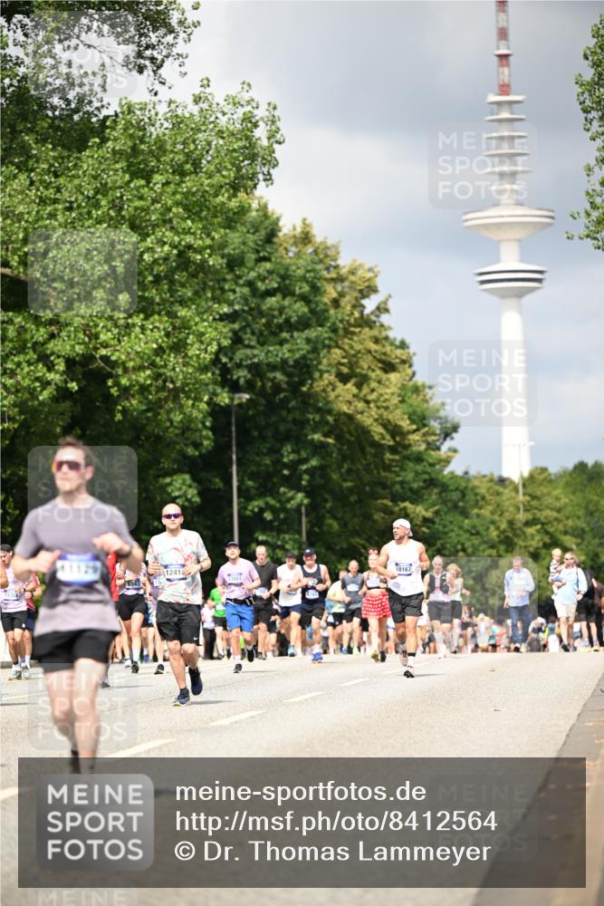 29.06.2025 - hella hamburg halbmarathon Dr. Thomas Lammeyer http://msf.ph/oto/8412564 29.06.2025 10:43:28 Kennedybrücke 1451, 1856, 1883, 2092, 2498, 2524, 2534, 2660, 3307, 3726, 4028, 4410, 4603, 4964, 5617, 5684, 5735, 6112, 6342, 6343, 6611, 7263, 7341, 7350, 7589, 7684, 7815, 8783, 9393, 10315, 10554, 10604, 10696, 11059, 11129, 11313, 11381, 11382 meine-sportfotos.de