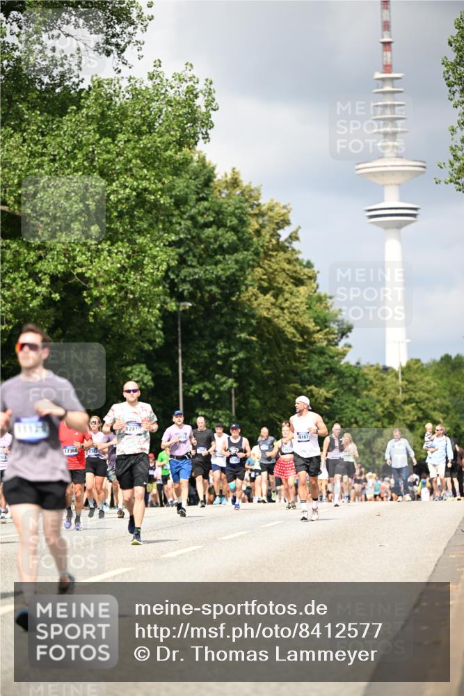 29.06.2025 - hella hamburg halbmarathon Dr. Thomas Lammeyer http://msf.ph/oto/8412577 29.06.2025 10:43:28 Kennedybrücke 1451, 1856, 1883, 2092, 2498, 2524, 2534, 2660, 3307, 3726, 4028, 4410, 4603, 4964, 5617, 5684, 5735, 6112, 6342, 6343, 6611, 7263, 7341, 7350, 7589, 7684, 7815, 8783, 9393, 10315, 10554, 10604, 10696, 11059, 11129, 11313, 11381, 11382 meine-sportfotos.de
