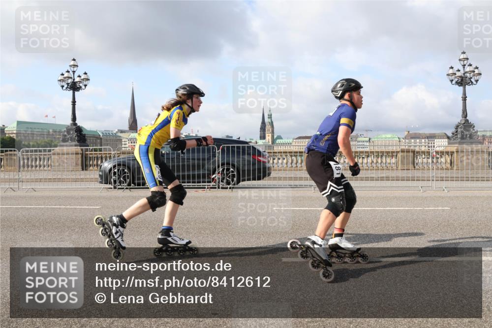 29.06.2025 - hella hamburg halbmarathon Lena Gebhardt http://msf.ph/oto/8412612 29.06.2025 08:55:37 Lombardsbrücke  meine-sportfotos.de