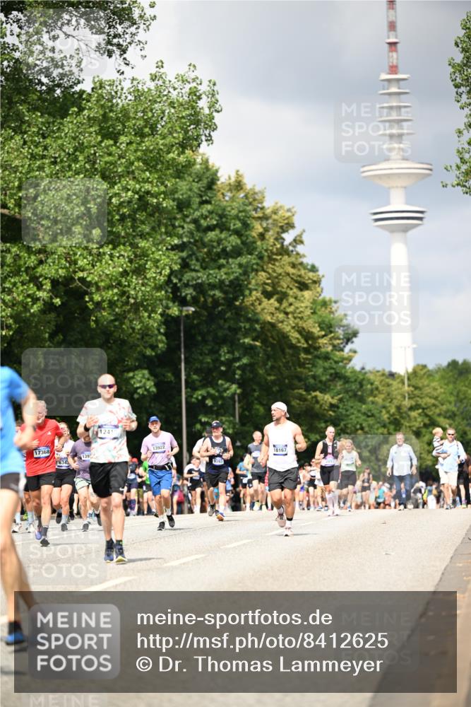 29.06.2025 - hella hamburg halbmarathon Dr. Thomas Lammeyer http://msf.ph/oto/8412625 29.06.2025 10:43:30 Kennedybrücke 1451, 1856, 1883, 2092, 2498, 2524, 2534, 2660, 2893, 3307, 4028, 4410, 4603, 4964, 5617, 5735, 6112, 6342, 6343, 6611, 7263, 7341, 7350, 7589, 7684, 7815, 8243, 8367, 8783, 9393, 10315, 10554, 10604, 10696, 11059, 11129, 11313, 11381, 11382 meine-sportfotos.de