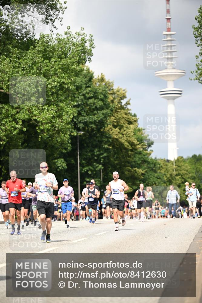 29.06.2025 - hella hamburg halbmarathon Dr. Thomas Lammeyer http://msf.ph/oto/8412630 29.06.2025 10:43:30 Kennedybrücke 1451, 1856, 1883, 2092, 2498, 2524, 2534, 2660, 2893, 3307, 4028, 4410, 4603, 4964, 5617, 5735, 6112, 6342, 6343, 6611, 7263, 7341, 7350, 7589, 7684, 7815, 8243, 8367, 8783, 9393, 10315, 10554, 10604, 10696, 11059, 11129, 11313, 11381, 11382 meine-sportfotos.de
