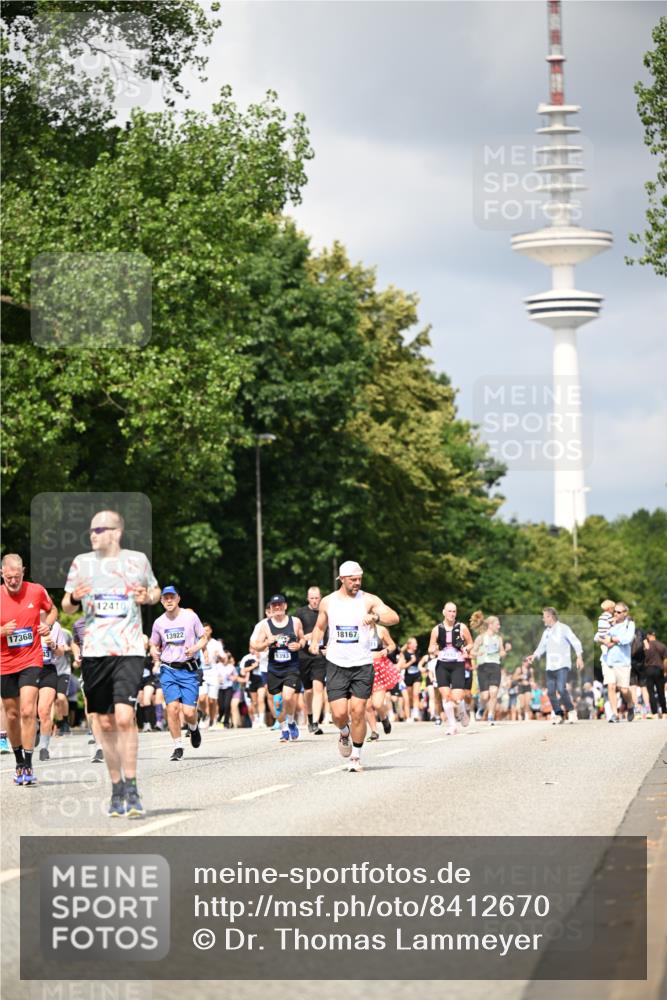 29.06.2025 - hella hamburg halbmarathon Dr. Thomas Lammeyer http://msf.ph/oto/8412670 29.06.2025 10:43:31 Kennedybrücke 1451, 1856, 1883, 2092, 2498, 2524, 2534, 2660, 2893, 3307, 4028, 4410, 4603, 4964, 5735, 6112, 6342, 6343, 6611, 7263, 7341, 7350, 7589, 7684, 7815, 8243, 8367, 8783, 9393, 10315, 10554, 10604, 10696, 11059, 11129, 11313, 11381, 11382 meine-sportfotos.de
