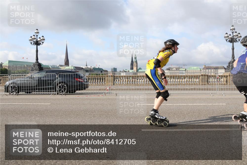 29.06.2025 - hella hamburg halbmarathon Lena Gebhardt http://msf.ph/oto/8412705 29.06.2025 08:55:37 Lombardsbrücke  meine-sportfotos.de