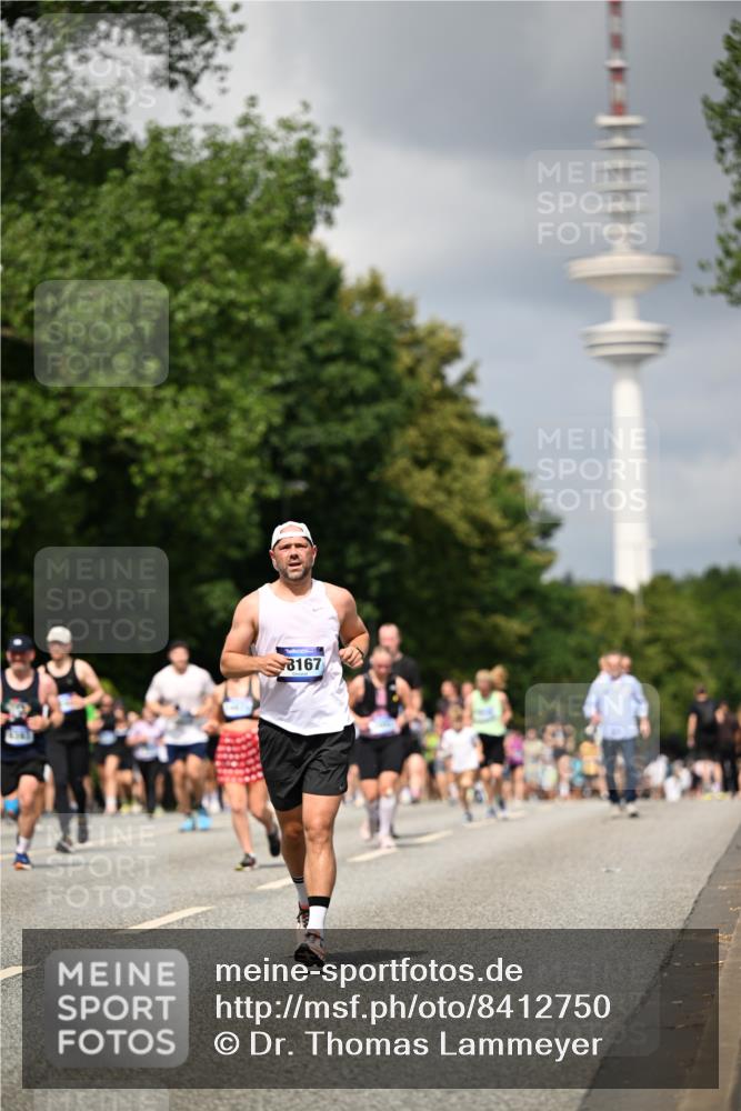 29.06.2025 - hella hamburg halbmarathon Dr. Thomas Lammeyer http://msf.ph/oto/8412750 29.06.2025 10:43:37 Kennedybrücke 1232, 1451, 1883, 2092, 2498, 2524, 2534, 2660, 2893, 4028, 4410, 6112, 6342, 6343, 6611, 7053, 7263, 7341, 7350, 7684, 7815, 8243, 8367, 8457, 8783, 9393, 9708, 10001, 10315, 10516, 10554, 10604, 10696, 11129, 11313, 11381, 11382 meine-sportfotos.de
