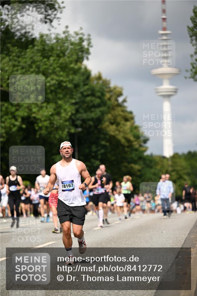 29.06.2025 - hella hamburg halbmarathon Dr. Thomas Lammeyer http://msf.ph/oto/8412772 29.06.2025 10:43:37 Kennedybrücke 1232, 1451, 1883, 2092, 2498, 2524, 2534, 2660, 2893, 4028, 4410, 6112, 6342, 6343, 6611, 7053, 7263, 7341, 7350, 7684, 7815, 8243, 8367, 8457, 8783, 9393, 9708, 10001, 10315, 10516, 10554, 10604, 10696, 11129, 11313, 11381, 11382 meine-sportfotos.de