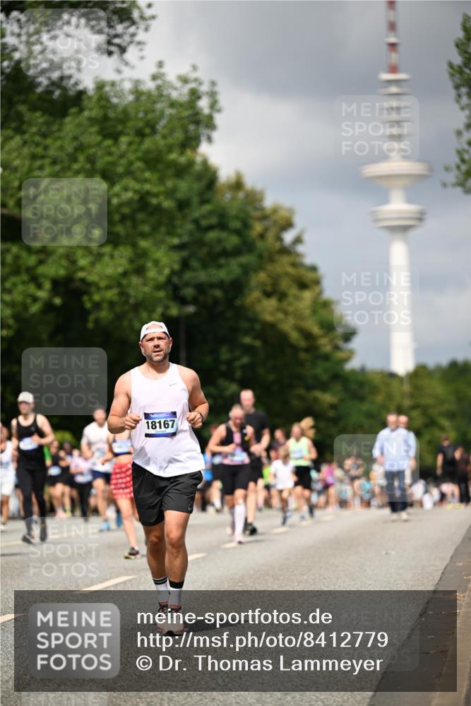 29.06.2025 - hella hamburg halbmarathon Dr. Thomas Lammeyer http://msf.ph/oto/8412779 29.06.2025 10:43:37 Kennedybrücke 1232, 1451, 1883, 2092, 2498, 2524, 2534, 2660, 2893, 4028, 4410, 6112, 6342, 6343, 6611, 7053, 7263, 7341, 7350, 7684, 7815, 8243, 8367, 8457, 8783, 9393, 9708, 10001, 10315, 10516, 10554, 10604, 10696, 11129, 11313, 11381, 11382 meine-sportfotos.de