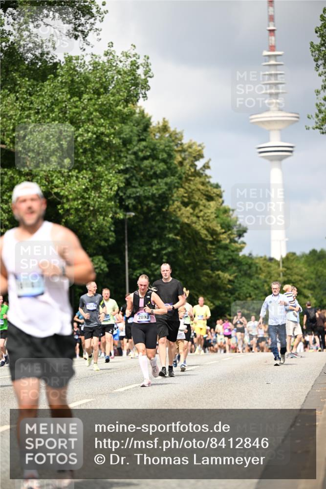 29.06.2025 - hella hamburg halbmarathon Dr. Thomas Lammeyer http://msf.ph/oto/8412846 29.06.2025 10:43:39 Kennedybrücke 1232, 1883, 2092, 2498, 2534, 2660, 2893, 4410, 6112, 6321, 6342, 6343, 6611, 7053, 7263, 7684, 7815, 8243, 8367, 8457, 8783, 9393, 9708, 10001, 10315, 10516, 10554, 10604, 10696, 11129, 11313, 11381, 11382 meine-sportfotos.de