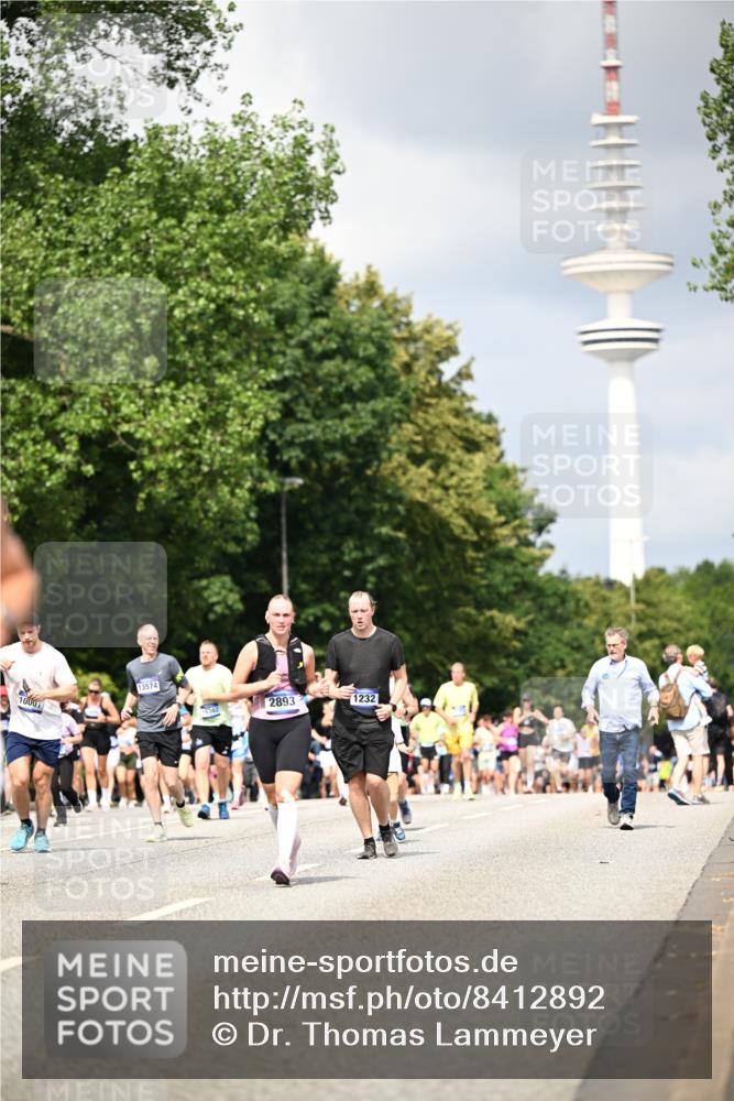 29.06.2025 - hella hamburg halbmarathon Dr. Thomas Lammeyer http://msf.ph/oto/8412892 29.06.2025 10:43:40 Kennedybrücke 1232, 1883, 2092, 2498, 2660, 2893, 4410, 6112, 6321, 6342, 6343, 6611, 7053, 7263, 7501, 7684, 7815, 8243, 8367, 8457, 8783, 9393, 9708, 10001, 10315, 10516, 10554, 10604, 10696, 11129, 11313, 11381, 11382 meine-sportfotos.de