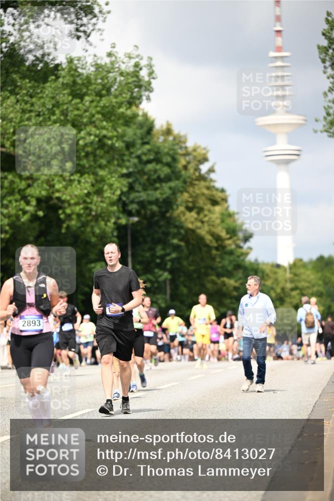 29.06.2025 - hella hamburg halbmarathon Dr. Thomas Lammeyer http://msf.ph/oto/8413027 29.06.2025 10:43:44 Kennedybrücke 1232, 2498, 2893, 3353, 4855, 6112, 6321, 6342, 6343, 6611, 7053, 7125, 7263, 7501, 7684, 7815, 8243, 8367, 8457, 8783, 9393, 9708, 10001, 10315, 10516, 10554, 10696, 10888, 10901, 11313, 11381, 11382 meine-sportfotos.de
