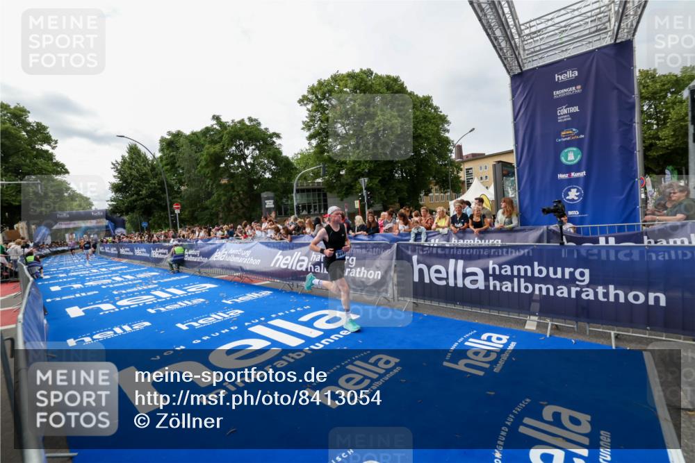 29.06.2025 - hella hamburg halbmarathon Zöllner http://msf.ph/oto/8413054 29.06.2025 10:23:56 Ziel 7963, 9447, 10780, 11194, 12360, 13440 meine-sportfotos.de