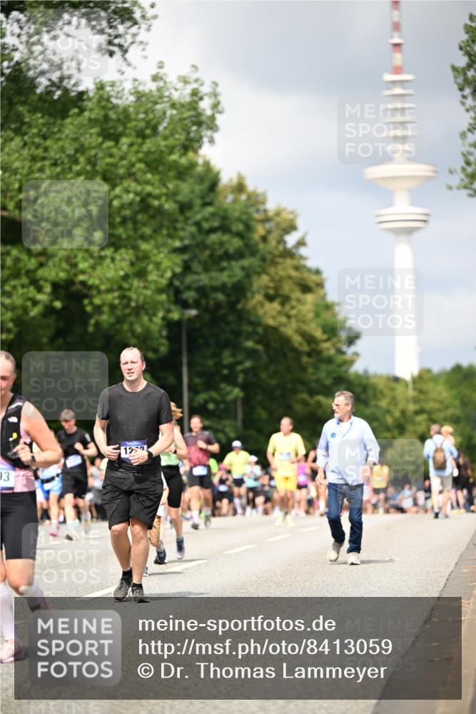 29.06.2025 - hella hamburg halbmarathon Dr. Thomas Lammeyer http://msf.ph/oto/8413059 29.06.2025 10:43:45 Kennedybrücke 1232, 2498, 2893, 3353, 3727, 4855, 6112, 6321, 6342, 6343, 6611, 7053, 7125, 7263, 7501, 7684, 8243, 8367, 8457, 8783, 9393, 9455, 9708, 10001, 10315, 10516, 10554, 10888, 10901, 11313, 11381, 11382 meine-sportfotos.de