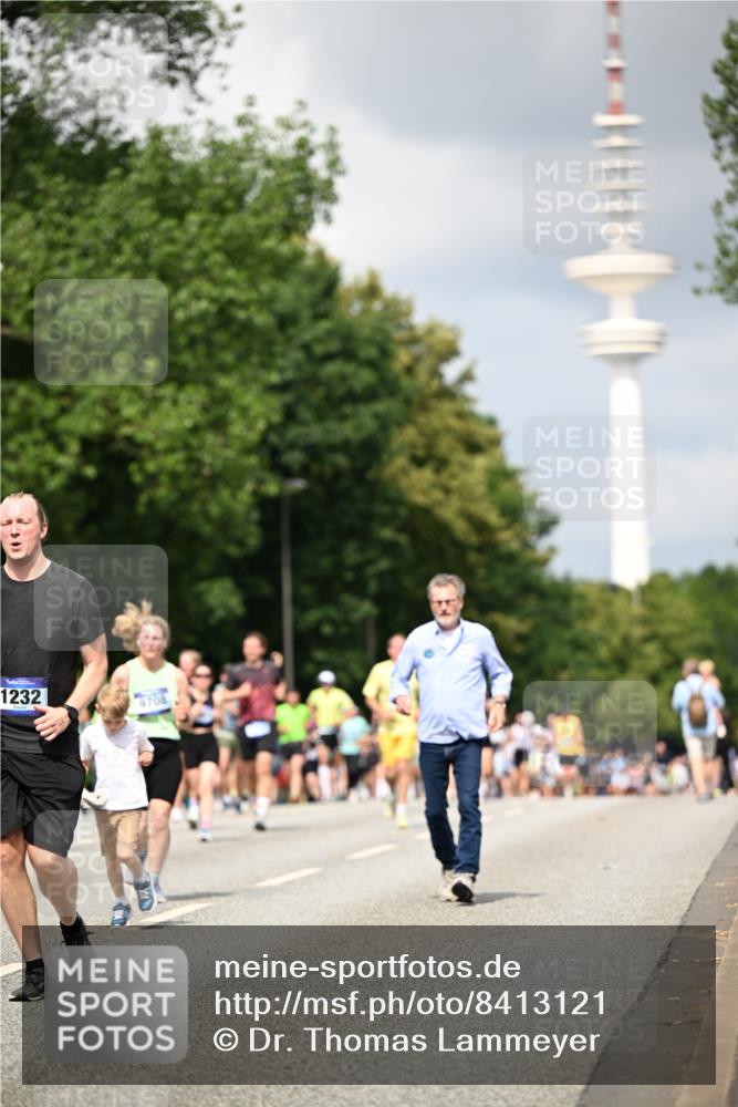 29.06.2025 - hella hamburg halbmarathon Dr. Thomas Lammeyer http://msf.ph/oto/8413121 29.06.2025 10:43:47 Kennedybrücke 1232, 2498, 2893, 3353, 3727, 4659, 4855, 6321, 6342, 6343, 6611, 7053, 7125, 7263, 7501, 7684, 8243, 8367, 8457, 8783, 9393, 9455, 9708, 10001, 10315, 10516, 10554, 10888, 10901, 11313, 11381, 11382 meine-sportfotos.de