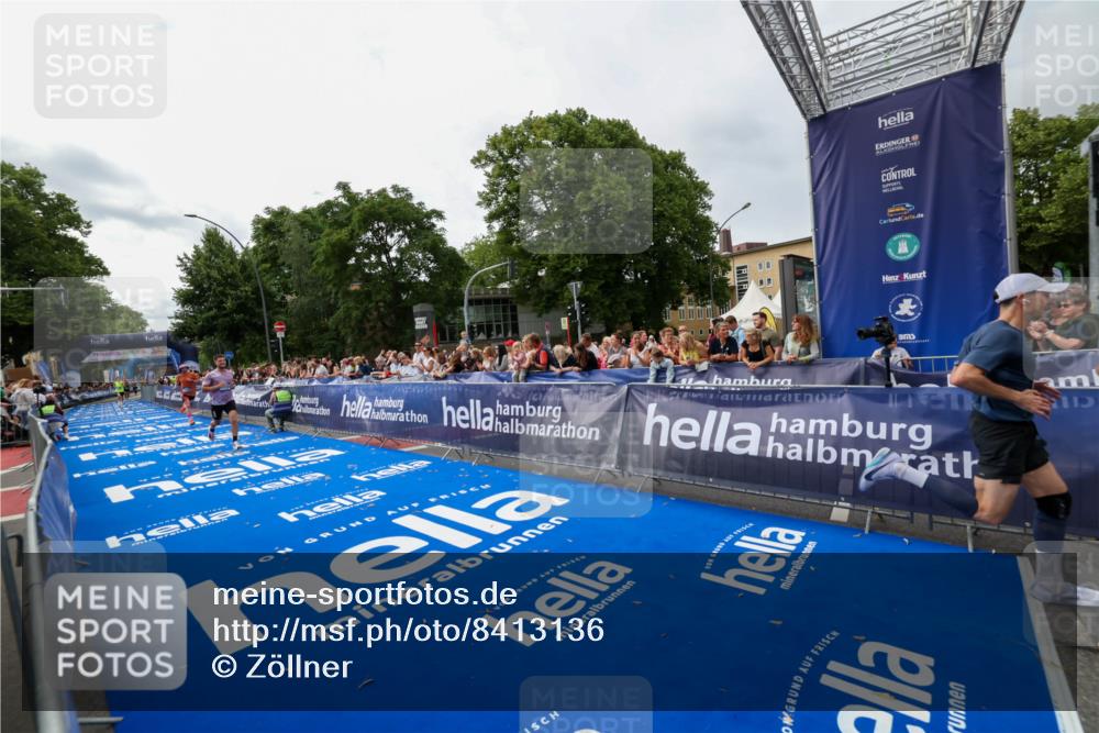 29.06.2025 - hella hamburg halbmarathon Zöllner http://msf.ph/oto/8413136 29.06.2025 10:24:01 Ziel 7963, 11194, 12360, 13440, 14753 meine-sportfotos.de