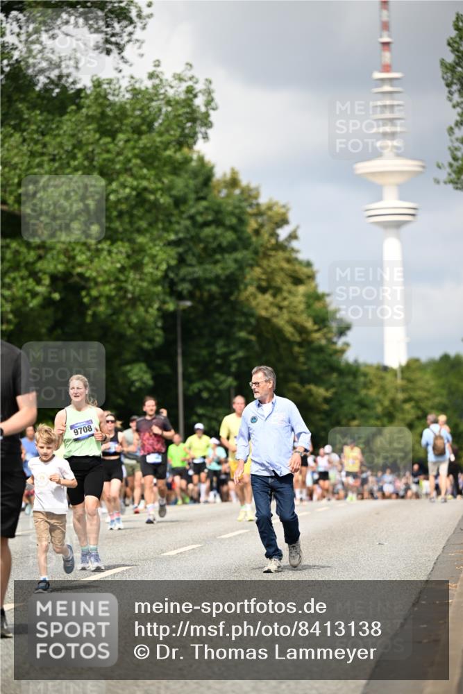 29.06.2025 - hella hamburg halbmarathon Dr. Thomas Lammeyer http://msf.ph/oto/8413138 29.06.2025 10:43:47 Kennedybrücke 1232, 2498, 2893, 3353, 3727, 4659, 4855, 6321, 6342, 6343, 6611, 7053, 7125, 7263, 7501, 7684, 8243, 8367, 8457, 8783, 9393, 9455, 9708, 10001, 10315, 10516, 10554, 10888, 10901, 11313, 11381, 11382 meine-sportfotos.de