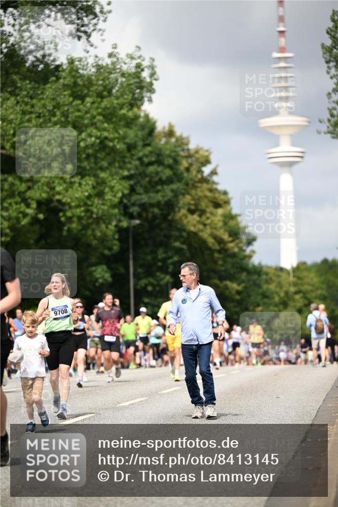 29.06.2025 - hella hamburg halbmarathon Dr. Thomas Lammeyer http://msf.ph/oto/8413145 29.06.2025 10:43:47 Kennedybrücke 1232, 2498, 2893, 3353, 3727, 4659, 4855, 6321, 6342, 6343, 6611, 7053, 7125, 7263, 7501, 7684, 8243, 8367, 8457, 8783, 9393, 9455, 9708, 10001, 10315, 10516, 10554, 10888, 10901, 11313, 11381, 11382 meine-sportfotos.de