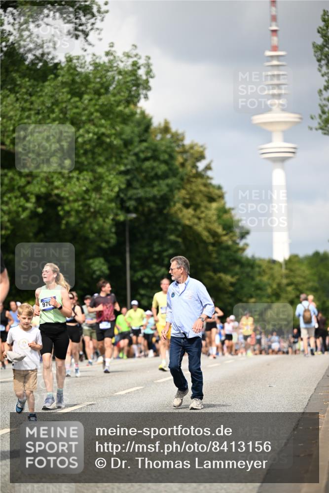 29.06.2025 - hella hamburg halbmarathon Dr. Thomas Lammeyer http://msf.ph/oto/8413156 29.06.2025 10:43:48 Kennedybrücke 1232, 2498, 2893, 3353, 3727, 4523, 4659, 4855, 6321, 6342, 6343, 6611, 6698, 7053, 7125, 7263, 7501, 7684, 8243, 8367, 8457, 8783, 9393, 9455, 9708, 10001, 10315, 10516, 10554, 10888, 10901, 11313, 11381, 11382 meine-sportfotos.de