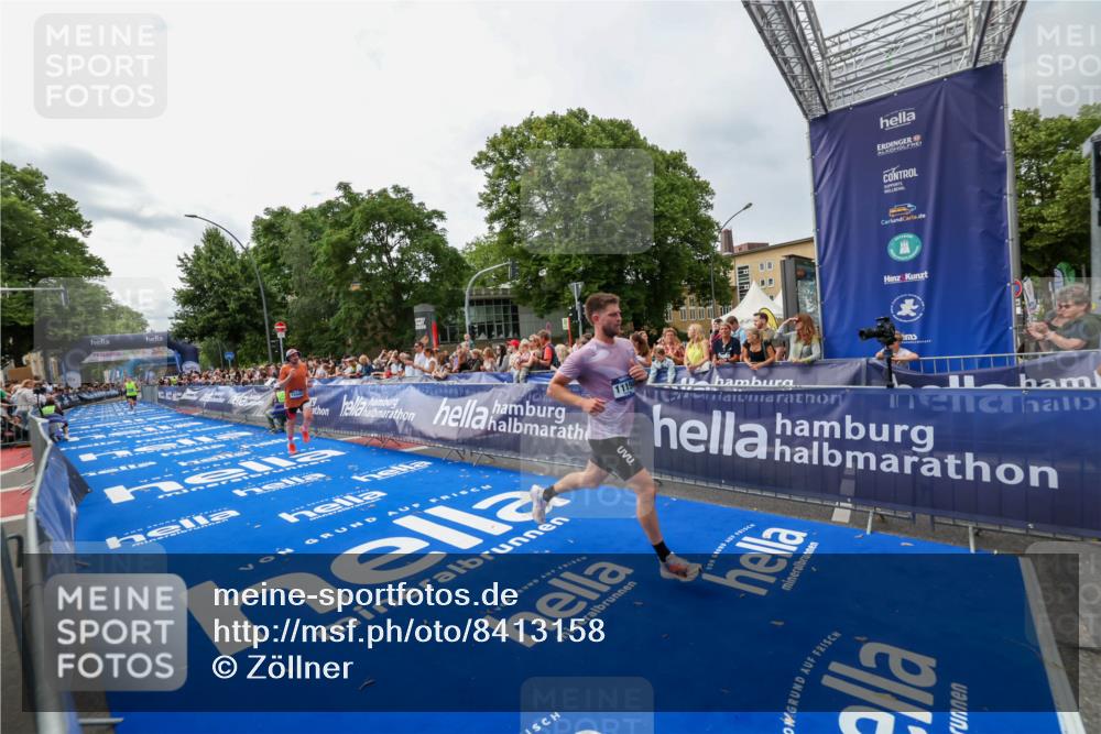 29.06.2025 - hella hamburg halbmarathon Zöllner http://msf.ph/oto/8413158 29.06.2025 10:24:03 Ziel 11194, 13440, 14753 meine-sportfotos.de