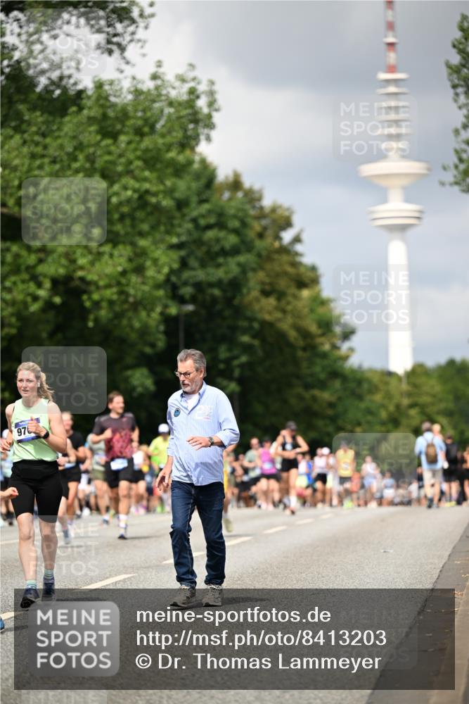 29.06.2025 - hella hamburg halbmarathon Dr. Thomas Lammeyer http://msf.ph/oto/8413203 29.06.2025 10:43:49 Kennedybrücke 1232, 2498, 2893, 3353, 3727, 4523, 4659, 4855, 6321, 6342, 6343, 6611, 6698, 7053, 7125, 7263, 7501, 7684, 8243, 8367, 8457, 8783, 9393, 9455, 9708, 10001, 10315, 10516, 10554, 10714, 10888, 10901, 11313, 11381, 11382 meine-sportfotos.de