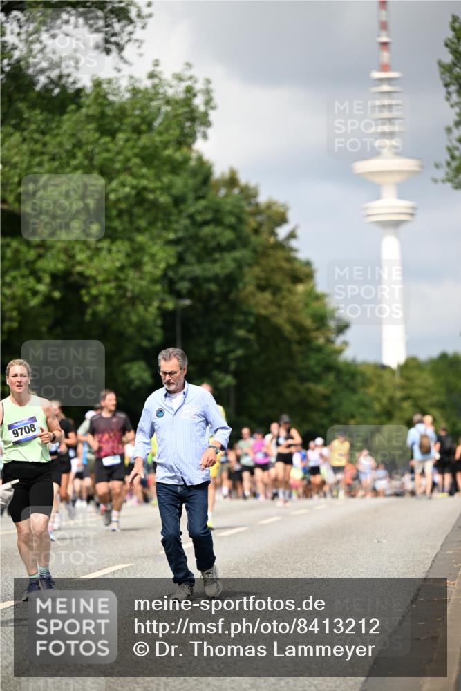 29.06.2025 - hella hamburg halbmarathon Dr. Thomas Lammeyer http://msf.ph/oto/8413212 29.06.2025 10:43:49 Kennedybrücke 1232, 2498, 2893, 3353, 3727, 4523, 4659, 4855, 6321, 6342, 6343, 6611, 6698, 7053, 7125, 7263, 7501, 7684, 8243, 8367, 8457, 8783, 9393, 9455, 9708, 10001, 10315, 10516, 10554, 10714, 10888, 10901, 11313, 11381, 11382 meine-sportfotos.de
