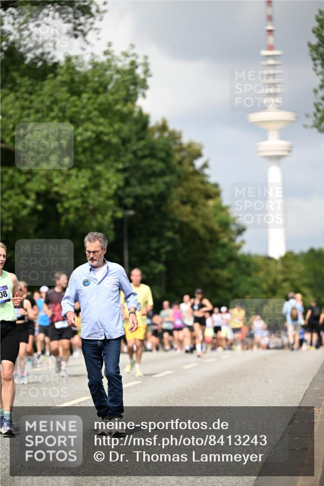 29.06.2025 - hella hamburg halbmarathon Dr. Thomas Lammeyer http://msf.ph/oto/8413243 29.06.2025 10:43:50 Kennedybrücke 1232, 2498, 2893, 3353, 3727, 4523, 4659, 4855, 6321, 6342, 6343, 6611, 6698, 7053, 7125, 7263, 7501, 7684, 8243, 8367, 8457, 8783, 9393, 9455, 9708, 10001, 10315, 10516, 10554, 10714, 10888, 10901, 11381, 11382 meine-sportfotos.de