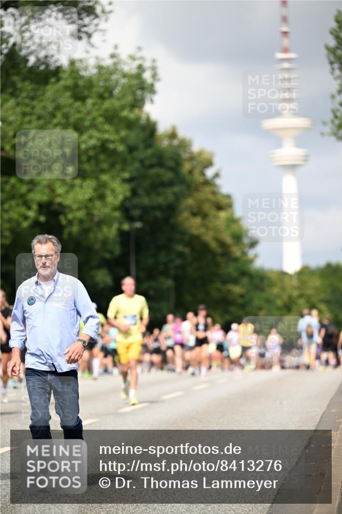 29.06.2025 - hella hamburg halbmarathon Dr. Thomas Lammeyer http://msf.ph/oto/8413276 29.06.2025 10:43:51 Kennedybrücke 1232, 2893, 3046, 3353, 3727, 4523, 4659, 4855, 6321, 6342, 6343, 6611, 6698, 6739, 7053, 7125, 7263, 7501, 7684, 8243, 8367, 8457, 8783, 9393, 9455, 9708, 10001, 10516, 10554, 10714, 10888, 10901, 11381, 11382 meine-sportfotos.de
