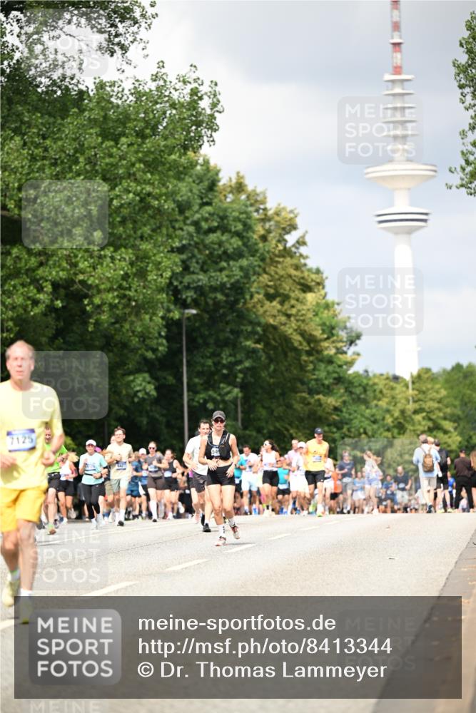 29.06.2025 - hella hamburg halbmarathon Dr. Thomas Lammeyer http://msf.ph/oto/8413344 29.06.2025 10:43:55 Kennedybrücke 1232, 1760, 2893, 3046, 3353, 3727, 4523, 4659, 4855, 6321, 6342, 6343, 6427, 6611, 6698, 6739, 7053, 7125, 7501, 8243, 8367, 8457, 9393, 9455, 9708, 9777, 10001, 10512, 10516, 10554, 10714, 10888, 10901 meine-sportfotos.de