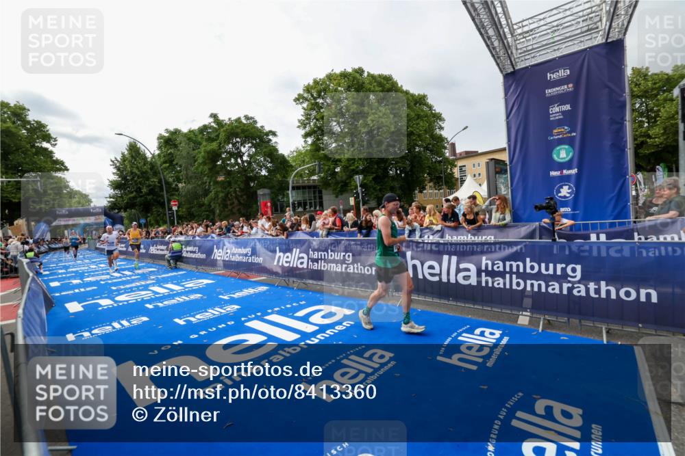 29.06.2025 - hella hamburg halbmarathon Zöllner http://msf.ph/oto/8413360 29.06.2025 10:24:13 Ziel 7331, 9269, 10234, 17614, 18569, 19041 meine-sportfotos.de