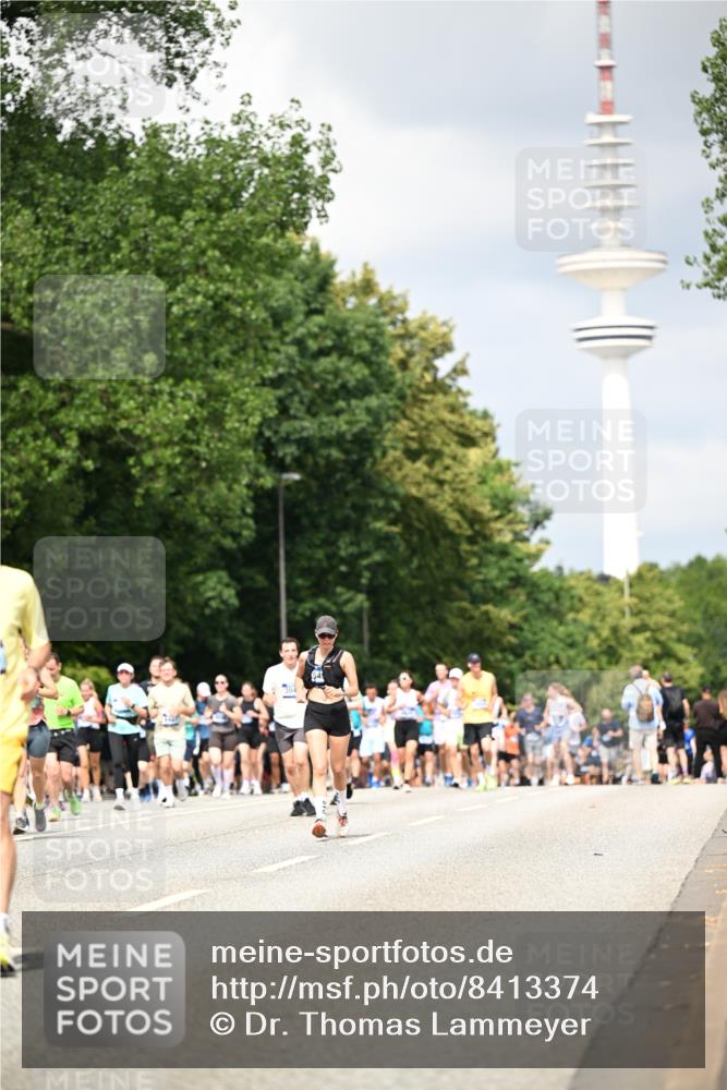 29.06.2025 - hella hamburg halbmarathon Dr. Thomas Lammeyer http://msf.ph/oto/8413374 29.06.2025 10:43:56 Kennedybrücke 1232, 1760, 2313, 2893, 3046, 3353, 3727, 4523, 4659, 4855, 6321, 6427, 6611, 6698, 6739, 7053, 7125, 7501, 8243, 8367, 8457, 9393, 9455, 9708, 9777, 10001, 10512, 10516, 10554, 10714, 10888, 10901, 11175 meine-sportfotos.de