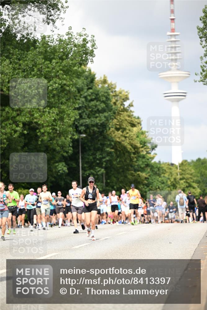 29.06.2025 - hella hamburg halbmarathon Dr. Thomas Lammeyer http://msf.ph/oto/8413397 29.06.2025 10:43:57 Kennedybrücke 1232, 1760, 2313, 2893, 3046, 3353, 3727, 4523, 4659, 4855, 6321, 6427, 6611, 6698, 6739, 7045, 7053, 7125, 7501, 8243, 8367, 8457, 9393, 9455, 9708, 9777, 10001, 10441, 10512, 10516, 10554, 10714, 10888, 10901, 11175 meine-sportfotos.de