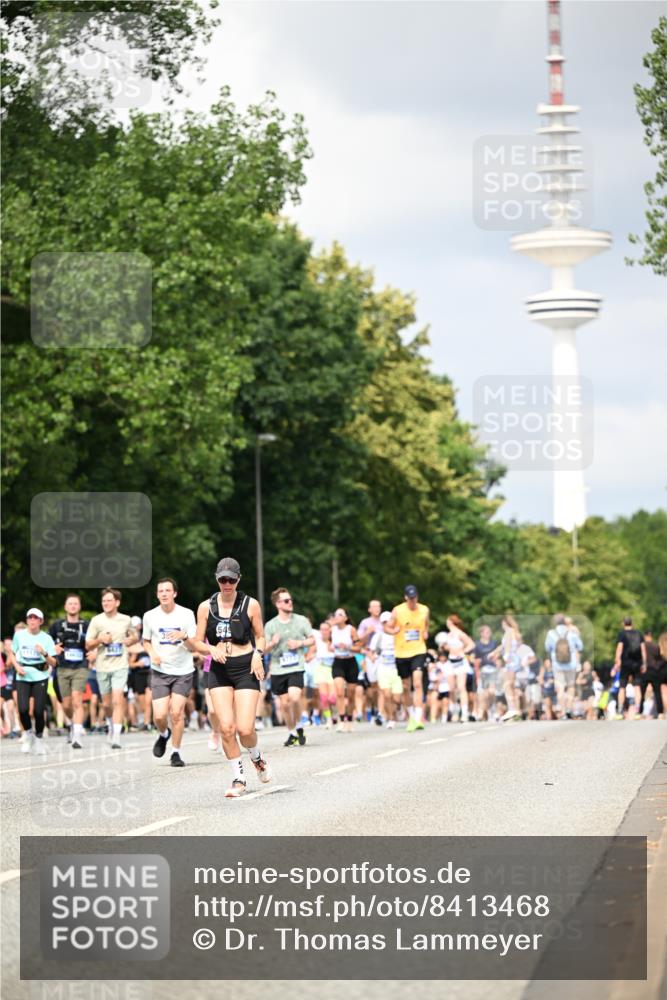 29.06.2025 - hella hamburg halbmarathon Dr. Thomas Lammeyer http://msf.ph/oto/8413468 29.06.2025 10:43:58 Kennedybrücke 1232, 1760, 2313, 2893, 3046, 3353, 3727, 4523, 4659, 4855, 6321, 6427, 6698, 6739, 7045, 7053, 7125, 7501, 8243, 8367, 8457, 9393, 9455, 9708, 9777, 10001, 10441, 10512, 10516, 10554, 10714, 10888, 10901, 11175 meine-sportfotos.de