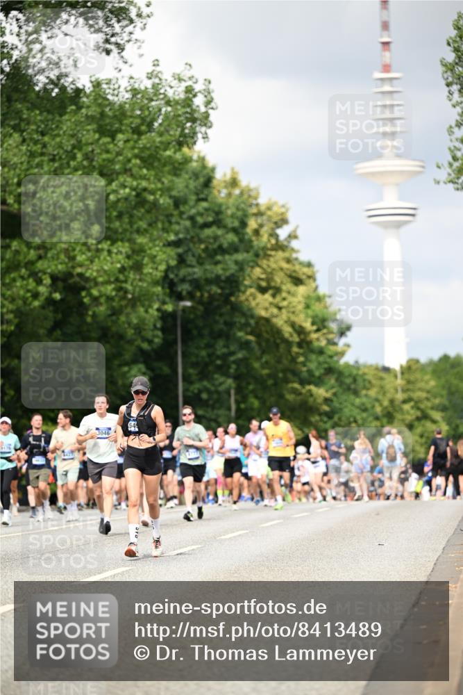 29.06.2025 - hella hamburg halbmarathon Dr. Thomas Lammeyer http://msf.ph/oto/8413489 29.06.2025 10:43:59 Kennedybrücke 1232, 1760, 2313, 2893, 2976, 3046, 3353, 3727, 4523, 4659, 4855, 6321, 6427, 6698, 6739, 7045, 7053, 7125, 7501, 8243, 8367, 8457, 9455, 9698, 9708, 9777, 10001, 10441, 10512, 10516, 10714, 10888, 10901, 11175 meine-sportfotos.de