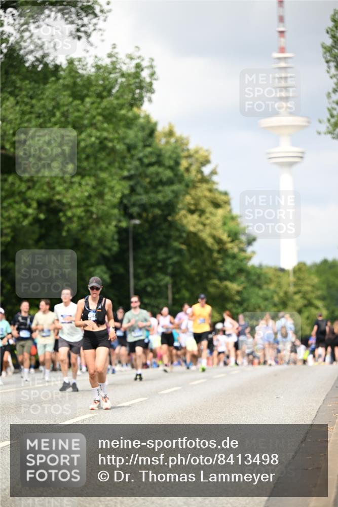 29.06.2025 - hella hamburg halbmarathon Dr. Thomas Lammeyer http://msf.ph/oto/8413498 29.06.2025 10:43:59 Kennedybrücke 1232, 1760, 2313, 2893, 2976, 3046, 3353, 3727, 4523, 4659, 4855, 6321, 6427, 6698, 6739, 7045, 7053, 7125, 7501, 8243, 8367, 8457, 9455, 9698, 9708, 9777, 10001, 10441, 10512, 10516, 10714, 10888, 10901, 11175 meine-sportfotos.de