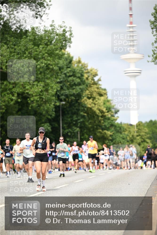 29.06.2025 - hella hamburg halbmarathon Dr. Thomas Lammeyer http://msf.ph/oto/8413502 29.06.2025 10:44:00 Kennedybrücke 1232, 1760, 2313, 2893, 2976, 3046, 3353, 3727, 4173, 4523, 4659, 4752, 4855, 6321, 6427, 6698, 6739, 7045, 7053, 7125, 7501, 7524, 8367, 8457, 9455, 9698, 9708, 9777, 10001, 10441, 10512, 10516, 10714, 10888, 10901, 11175 meine-sportfotos.de