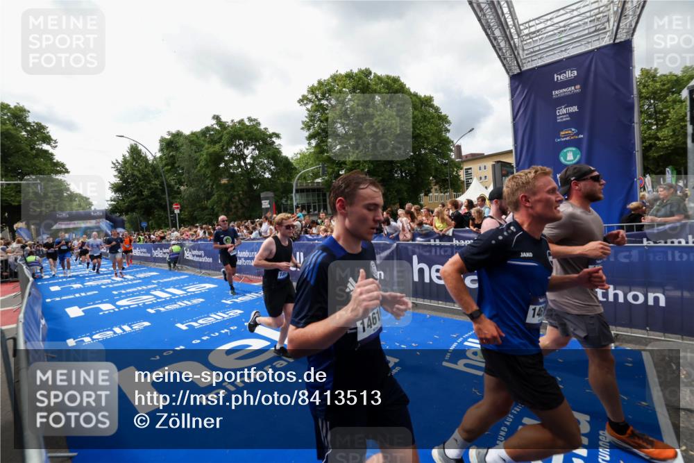 29.06.2025 - hella hamburg halbmarathon Zöllner http://msf.ph/oto/8413513 29.06.2025 10:47:44 Ziel 1320, 2708, 7962, 10969, 10988, 11283, 13948, 14618, 14619, 15451, 15478, 16205, 17229, 18430, 18970 meine-sportfotos.de