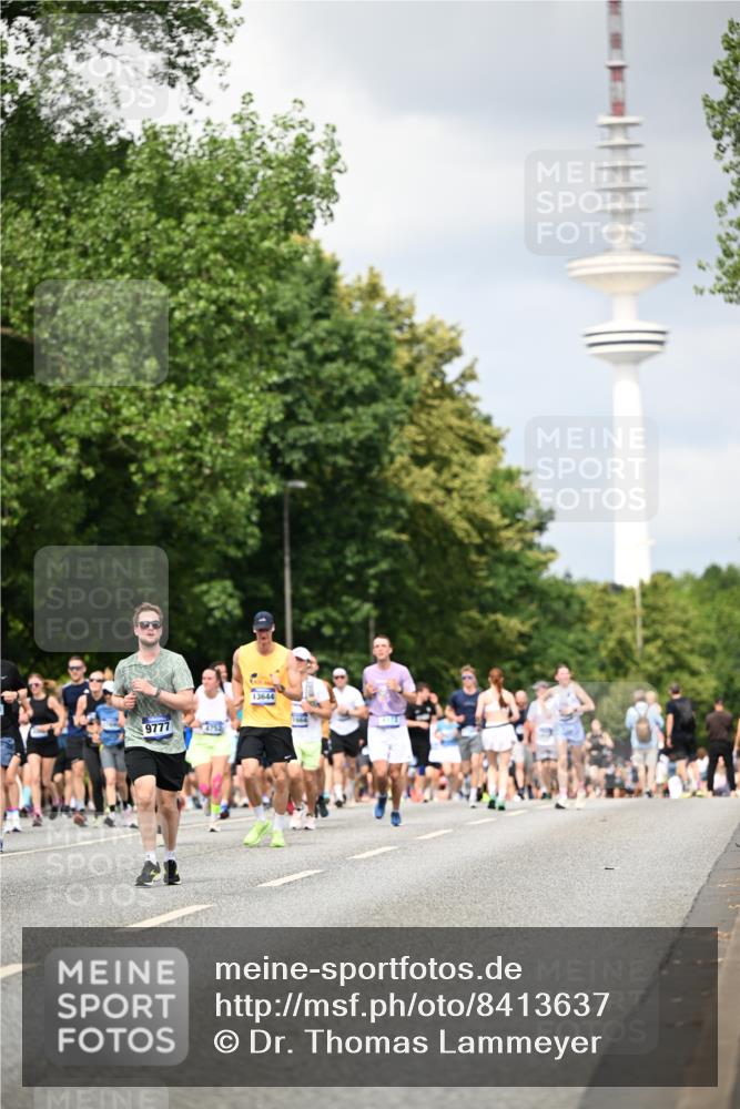 29.06.2025 - hella hamburg halbmarathon Dr. Thomas Lammeyer http://msf.ph/oto/8413637 29.06.2025 10:44:05 Kennedybrücke 1760, 2313, 2976, 3046, 3353, 3727, 3882, 3884, 4173, 4523, 4659, 4752, 4855, 6321, 6427, 6698, 6739, 7045, 7125, 7501, 7524, 8457, 8612, 8865, 8866, 9455, 9698, 9708, 9777, 10441, 10512, 10626, 10714, 10818, 10888, 10901, 11175 meine-sportfotos.de