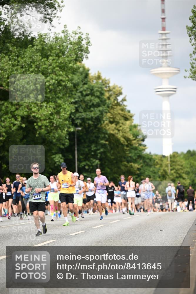 29.06.2025 - hella hamburg halbmarathon Dr. Thomas Lammeyer http://msf.ph/oto/8413645 29.06.2025 10:44:05 Kennedybrücke 1760, 2313, 2976, 3046, 3353, 3727, 3882, 3884, 4173, 4523, 4659, 4752, 4855, 6321, 6427, 6698, 6739, 7045, 7125, 7501, 7524, 8457, 8612, 8865, 8866, 9455, 9698, 9708, 9777, 10441, 10512, 10626, 10714, 10818, 10888, 10901, 11175 meine-sportfotos.de