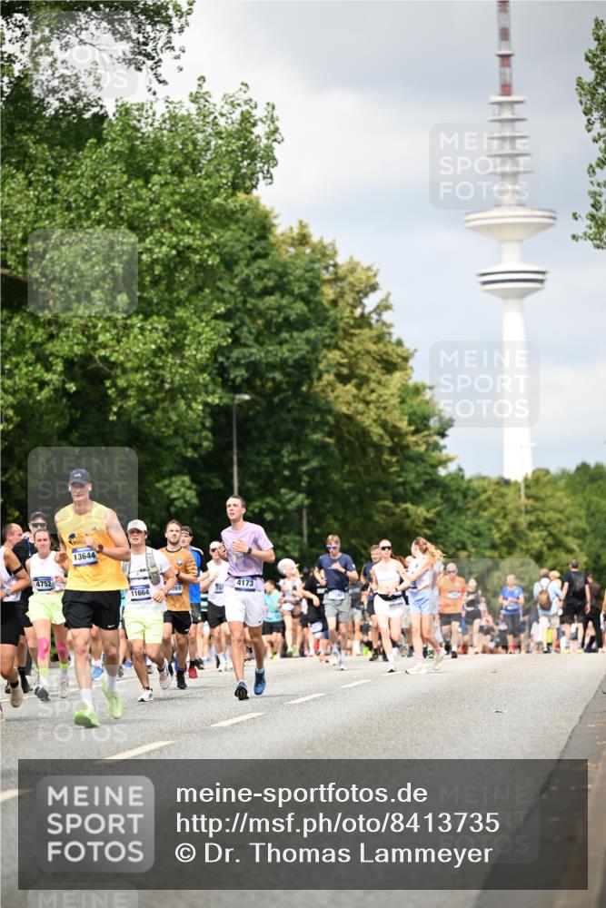 29.06.2025 - hella hamburg halbmarathon Dr. Thomas Lammeyer http://msf.ph/oto/8413735 29.06.2025 10:44:08 Kennedybrücke 1760, 2313, 2976, 3046, 3237, 3353, 3515, 3727, 3882, 3883, 3884, 4173, 4523, 4659, 4752, 4855, 6321, 6427, 6698, 6739, 7045, 7125, 7455, 7456, 7501, 7524, 8612, 8865, 8866, 9455, 9698, 9747, 9777, 10441, 10512, 10626, 10714, 10818, 10888, 10901, 11175, 11242 meine-sportfotos.de